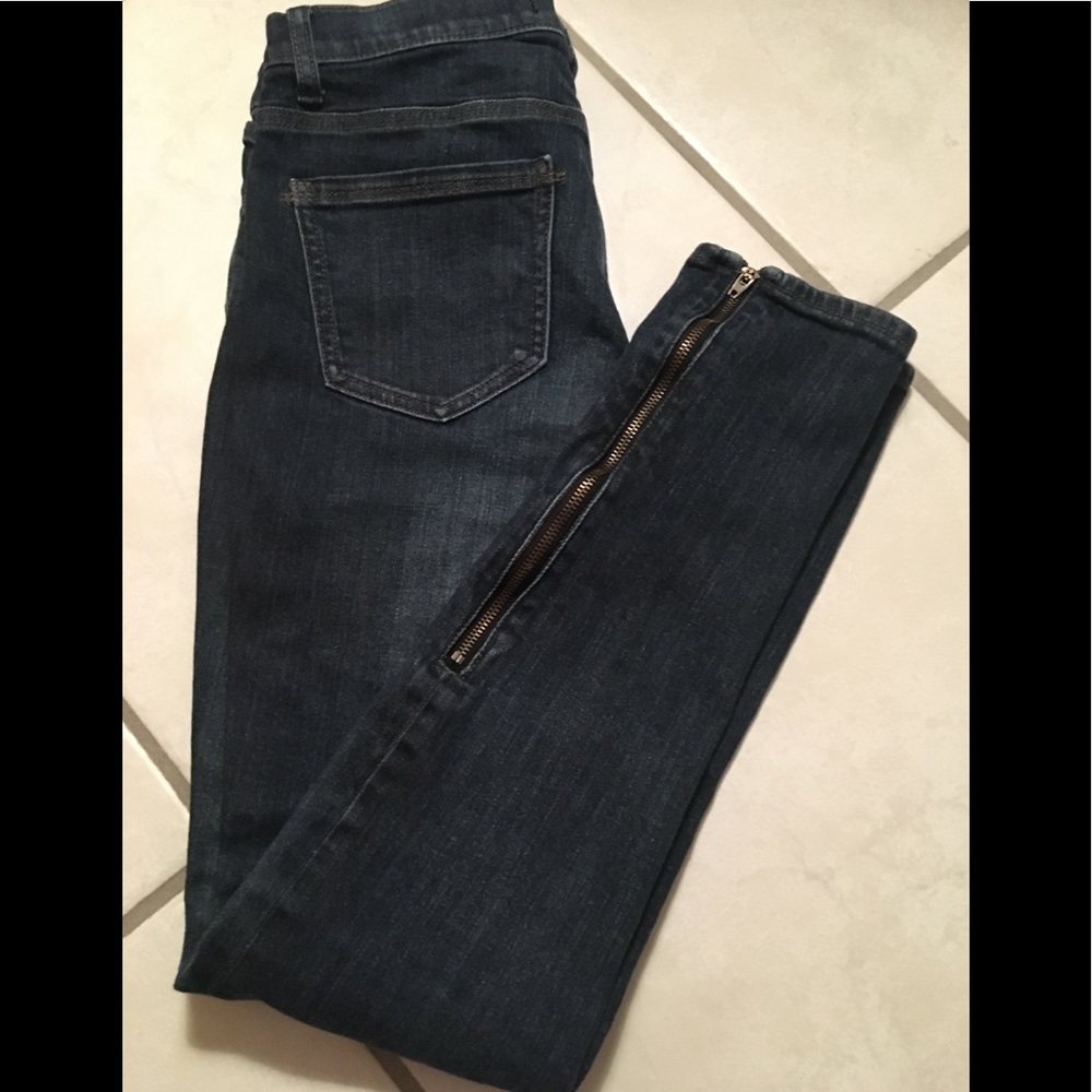 SALE! ROXY SUPER SKINNY DARK JEANS W/ZIPPER ACCENT